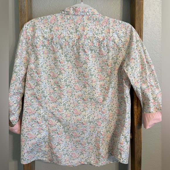 IZOD Floral Button-up - Picture 5 of 5